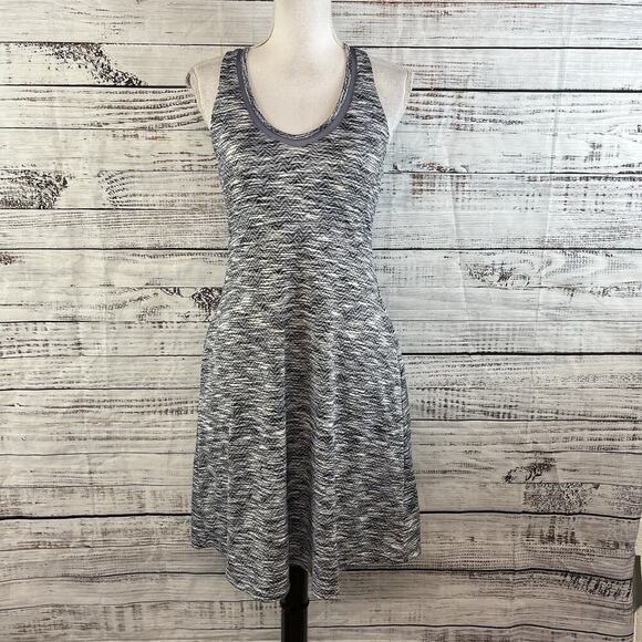 MPG Athletic Fitness Golf Sports Dress size Small Lilac Purple Stretch Modest - Picture 2 of 12